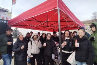 Zväčšiť fotografiu - Advent v prievidzi