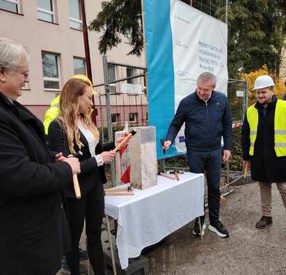 Poklepanie základného kameňa Stavby 3.11.2025