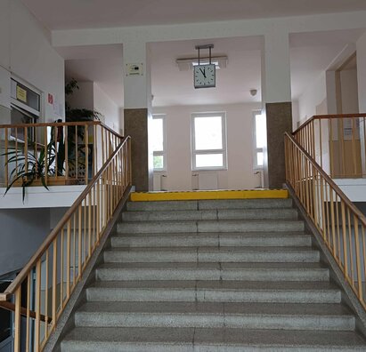 Začiatok stavebných prác v hlavnej budove