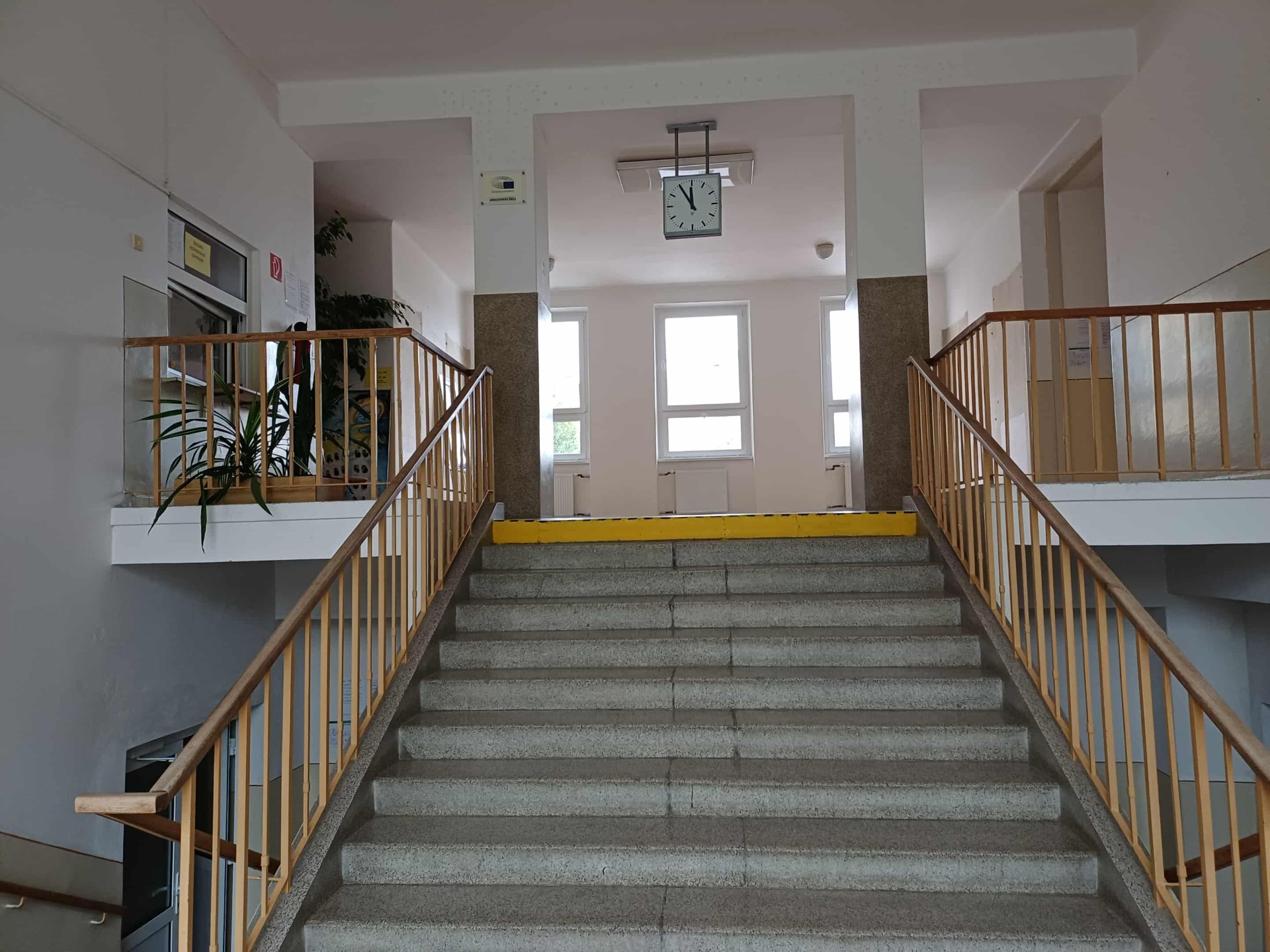 Začiatok stavebných prác v hlavnej budove